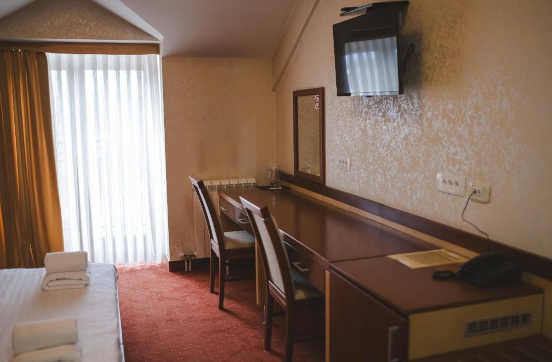 Hotel Marshal Niksic Exterior photo